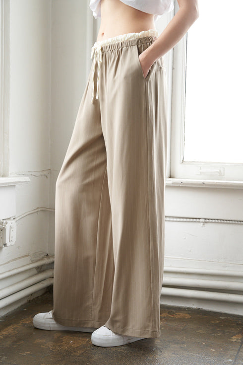 day-in-the-life-woven-pants Flying Tomato-Sophia's Style-5